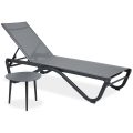 Marina grey biale tlo